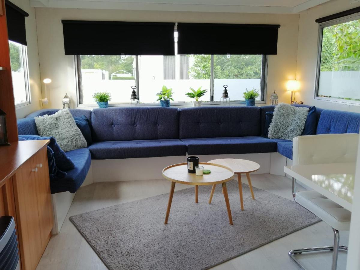 Stacaravan Op 5 Sterren Vakantiepark De Kuilart Friesland Aan Het Meer Met Zwembad 5P 237 Koudum المظهر الخارجي الصورة
