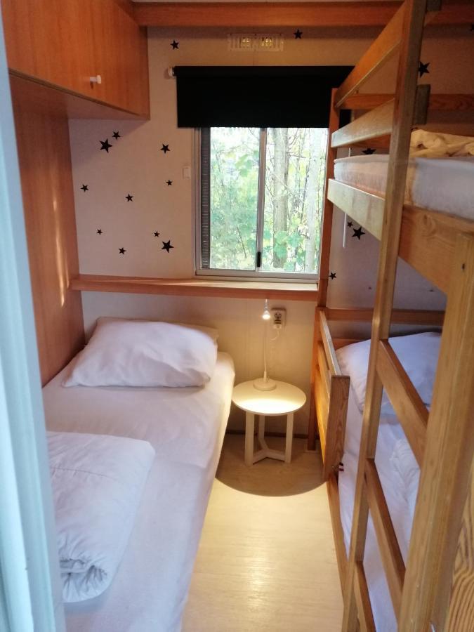 Stacaravan Op 5 Sterren Vakantiepark De Kuilart Friesland Aan Het Meer Met Zwembad 5P 237 Koudum المظهر الخارجي الصورة