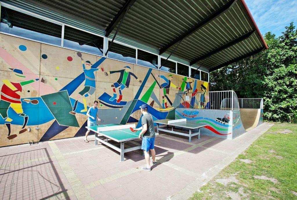 Stacaravan Op 5 Sterren Vakantiepark De Kuilart Friesland Aan Het Meer Met Zwembad 5P 237 Koudum المظهر الخارجي الصورة